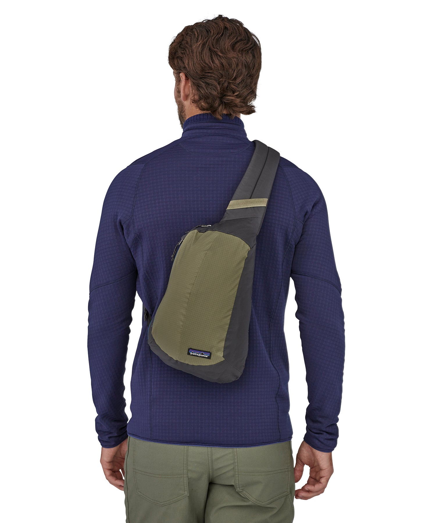 Patagonia Ultralight Black Hole 8L Sling Bag - Nouveau Green - Image 2